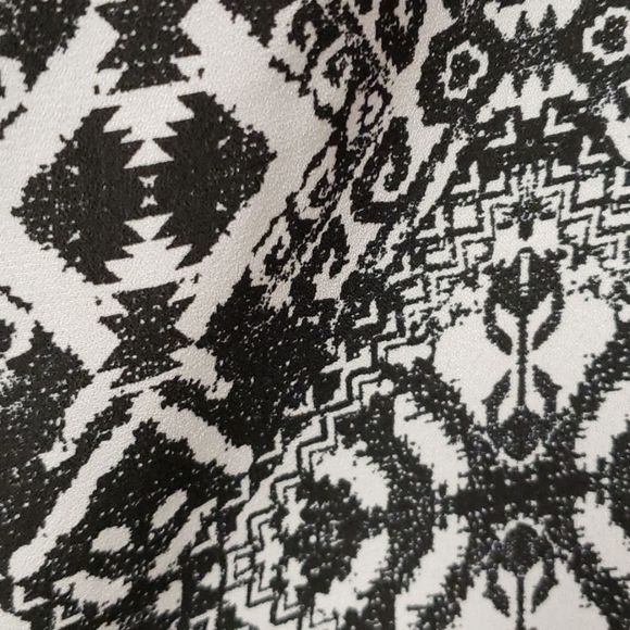 Pink Rose 🌹 Flowy Print Blouse Shirt - Picture 9 of 10